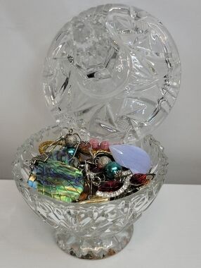 Cut Crystal Trinketbox with Lid Filled With Earrings